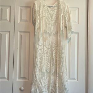 KEREN hart White Lace Kimono Wrap